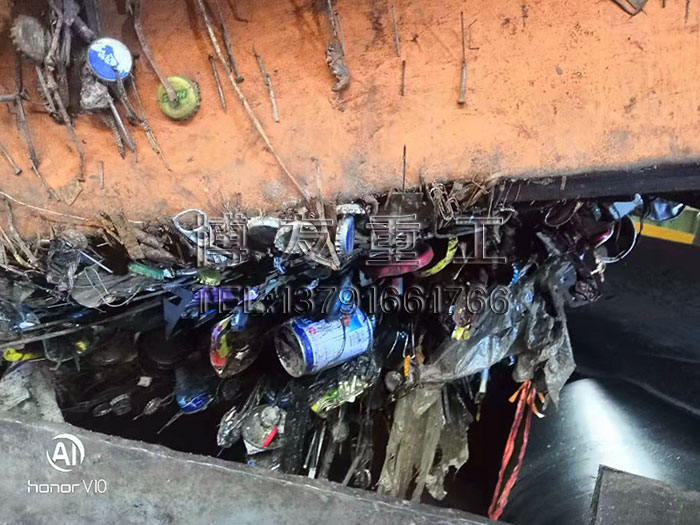 河南信陽某某公司垃圾處理懸掛自卸除鐵器